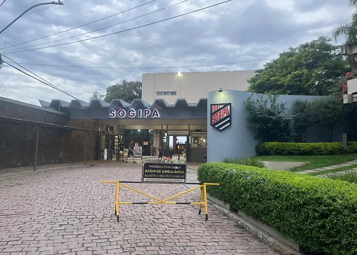 P 10 Com 3 Quartos E 2 Banheiros Apartamento Porto Alegre